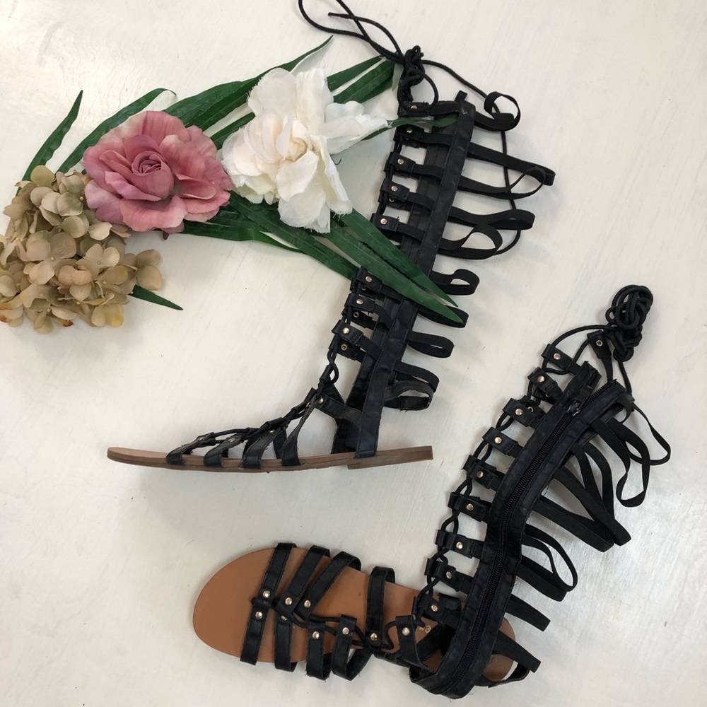 GLADIADOR SANDALS SIZE 7 1/2 Good condition - Picture 2 of 6